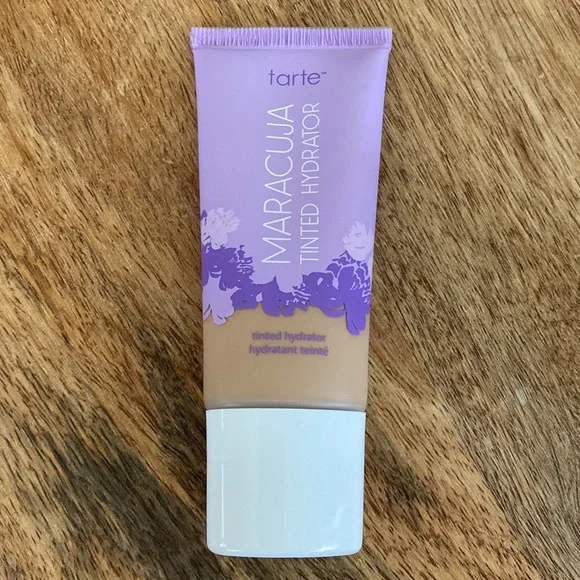 tarte maracuja tinted hydrator - Picture 2 of 5